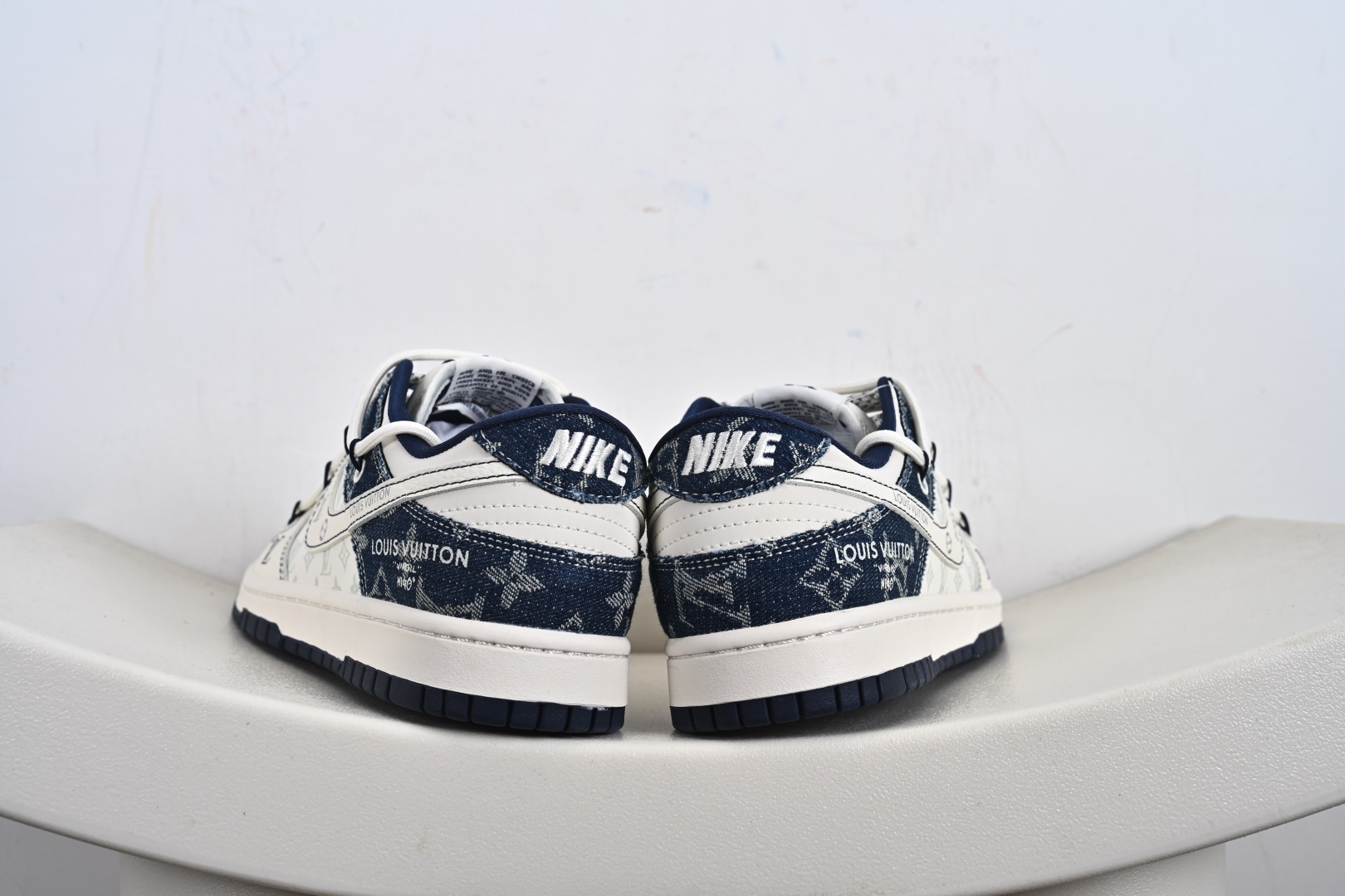 定制版 Nike SB Dunk Low LV联名 蓝暗花抽绳 周年高端定制 低帮休闲板鞋 YX5066-376