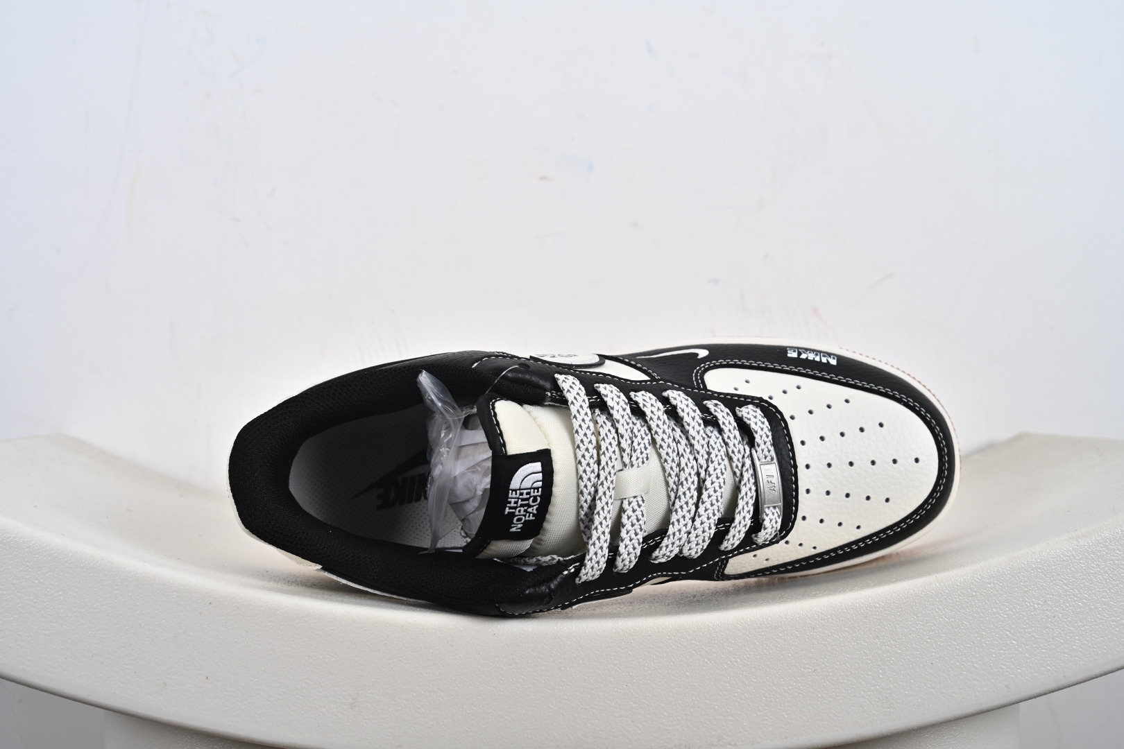 NIke Air Force 1 '07 Low “北面联名——NiKe米黑生胶”空军一号 低帮 运动鞋 SM6188-114