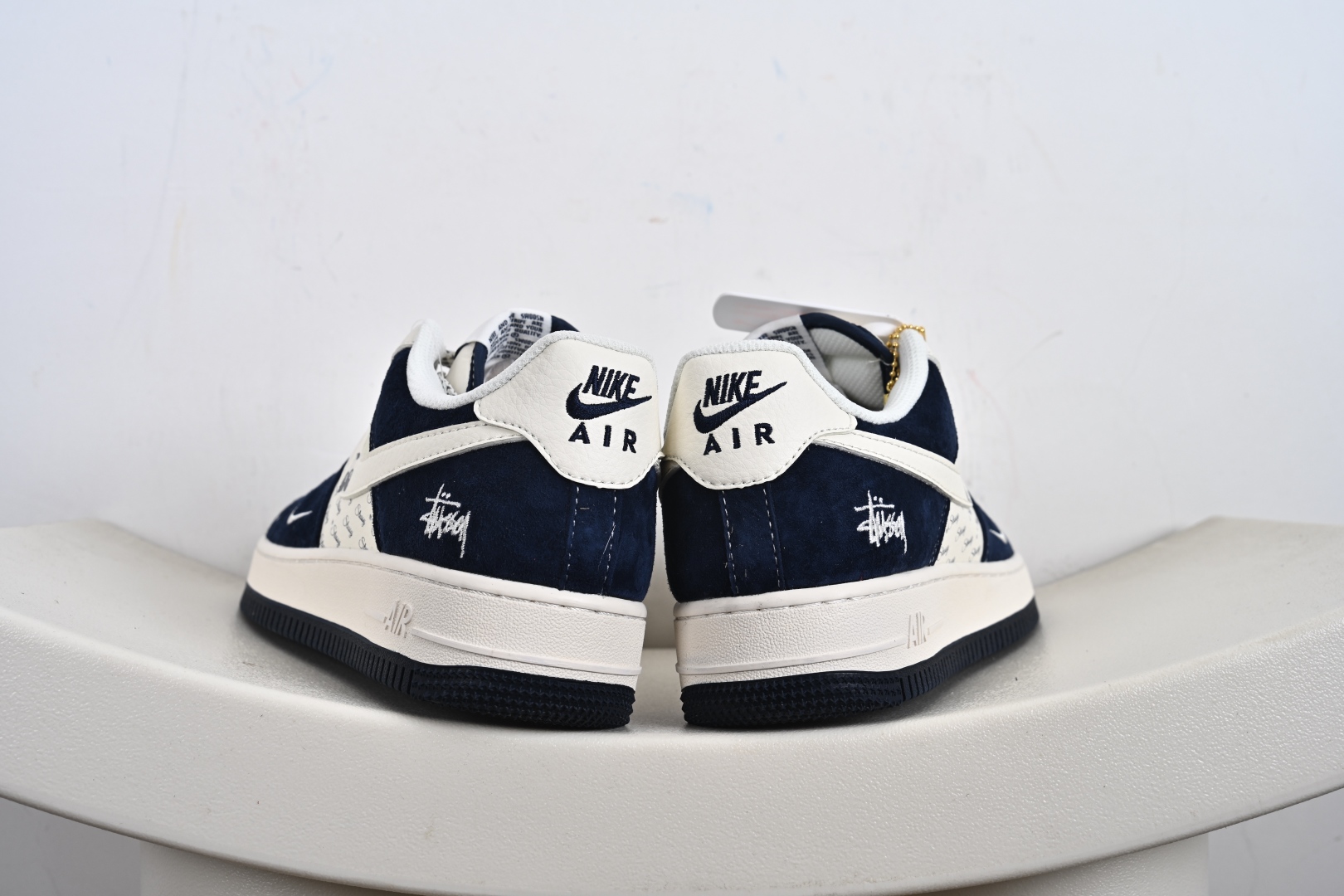 NIKE AIR FORCE 1‘07联名款 SM6188-673
