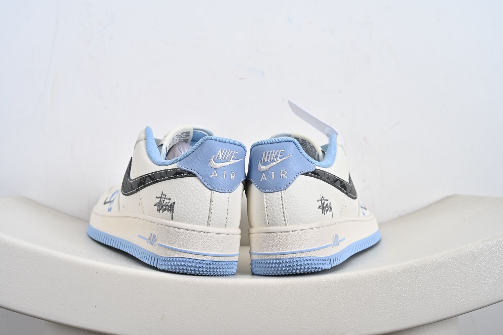 240 Nike Air Force 1 Low 斯图西联名 QW5606-269