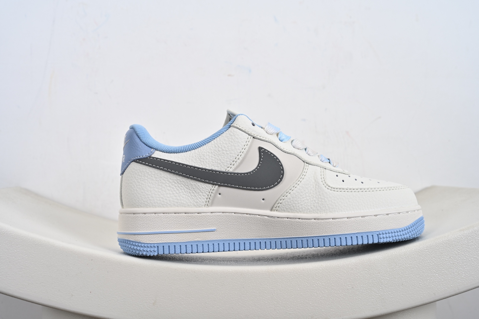 240 Nike Air Force 1 Low 斯图西联名 QW5606-269