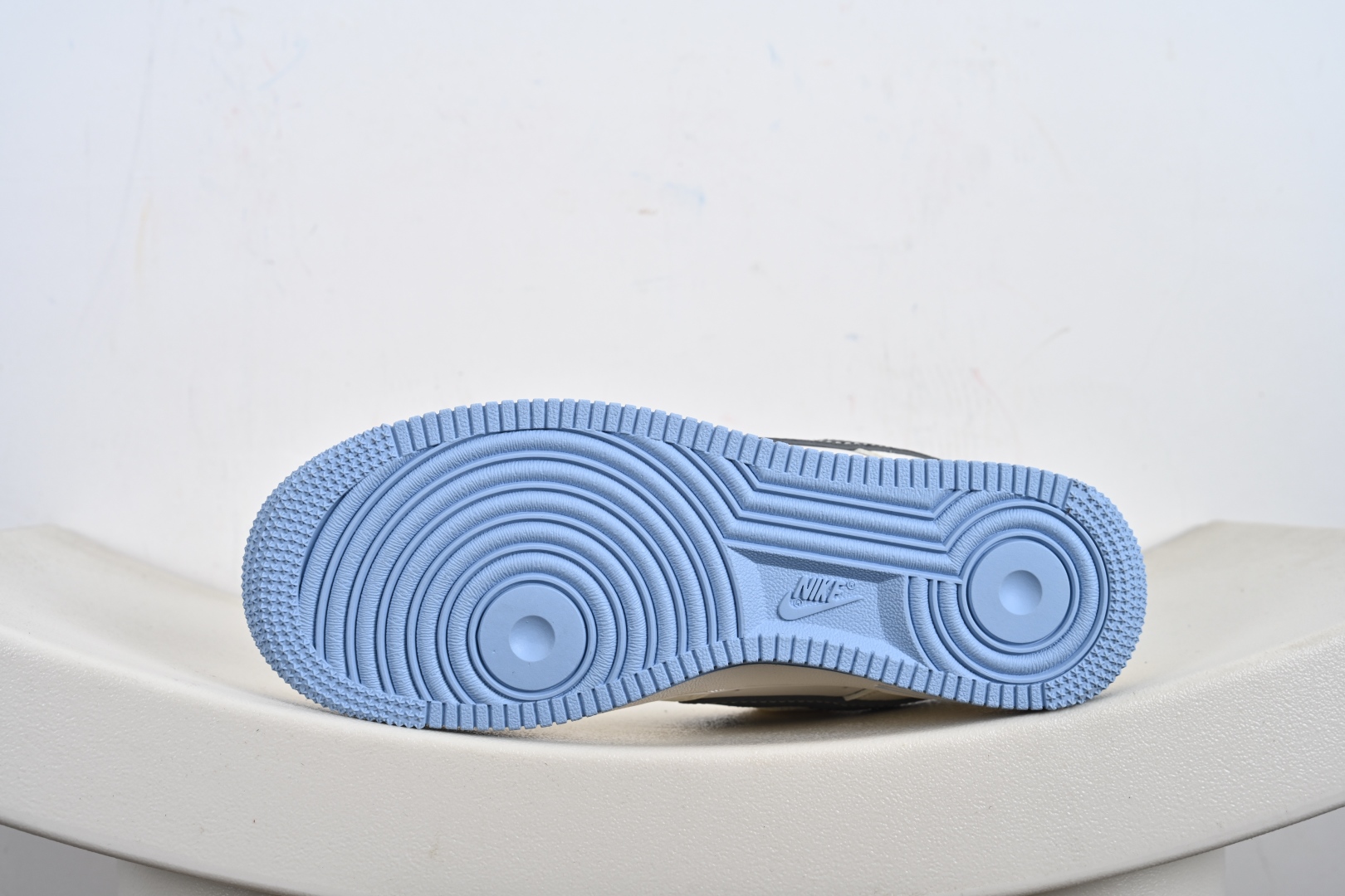 240 Nike Air Force 1 Low 斯图西联名 QW5606-269