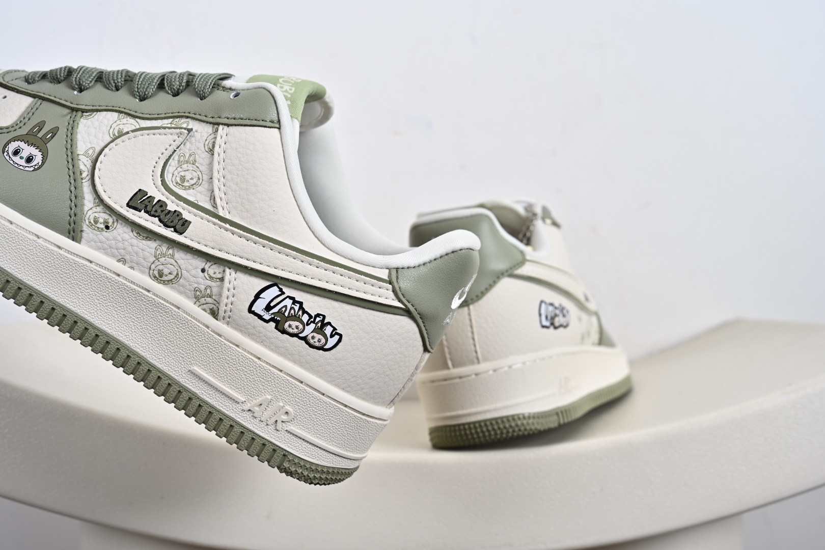 定制版 Nike Air Force 1 Low 07 x LABUBU 绿白 DX0188-093