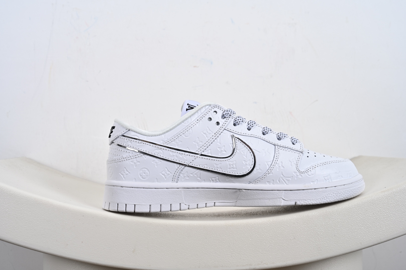 Nike SB Dunk Low F高端定制 低帮休闲板鞋 DS6608-001