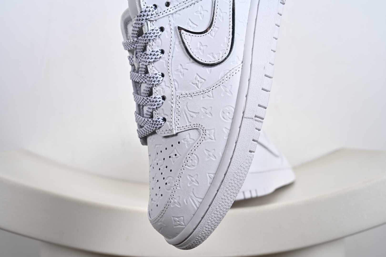 Nike SB Dunk Low F高端定制 低帮休闲板鞋 DS6608-001
