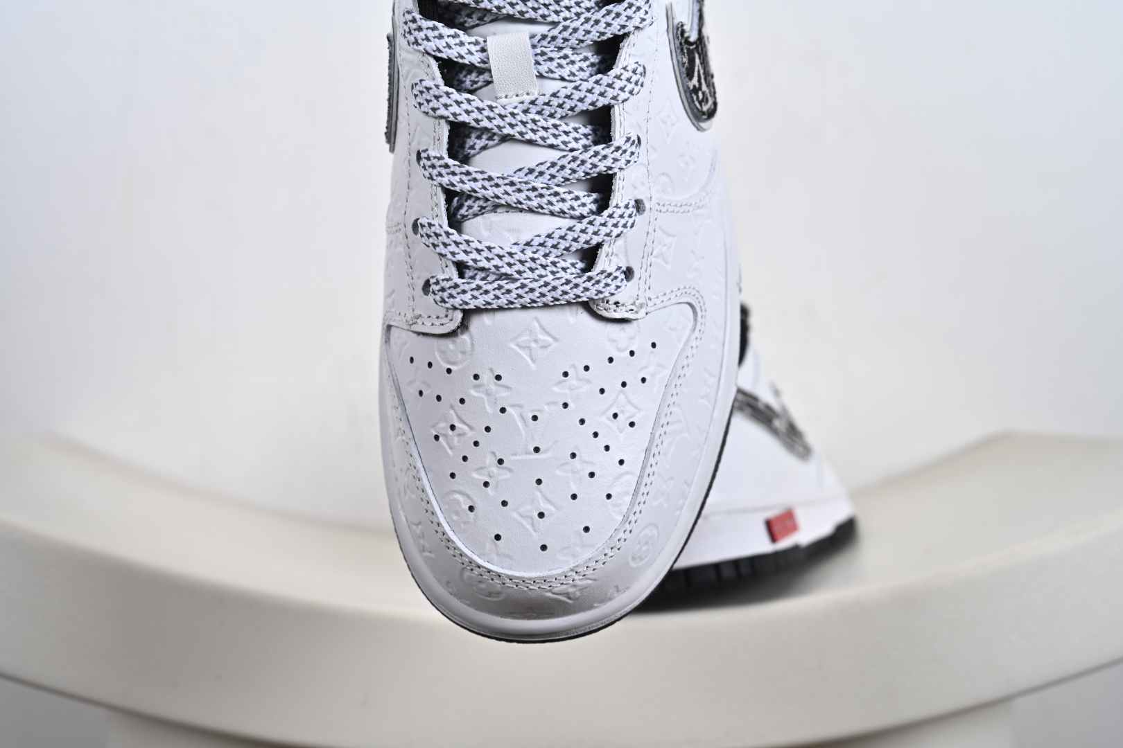 Nike SB Dunk Low F高端定制 低帮休闲板鞋 DS6608-002
