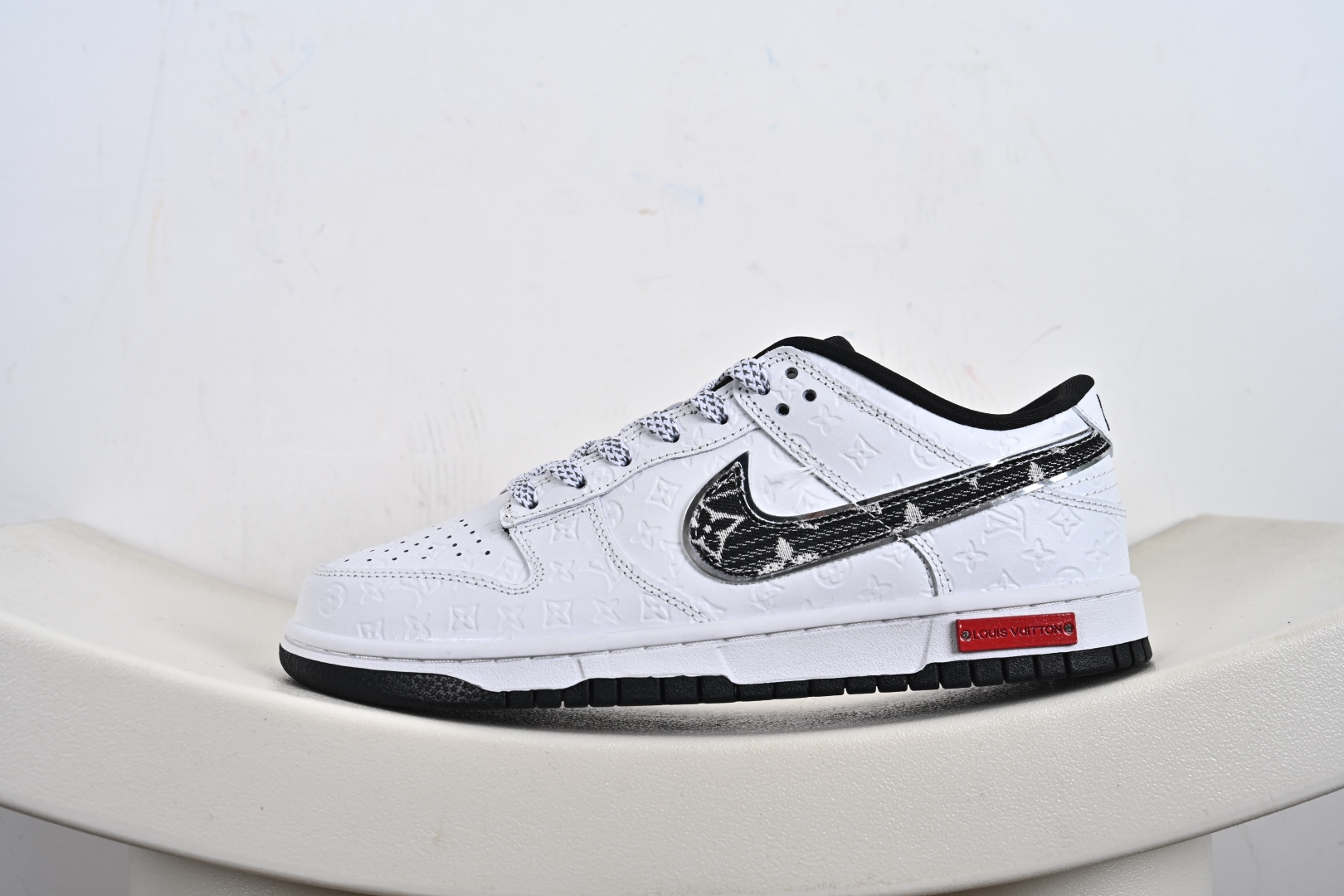 Nike SB Dunk Low F高端定制 低帮休闲板鞋 DS6608-002