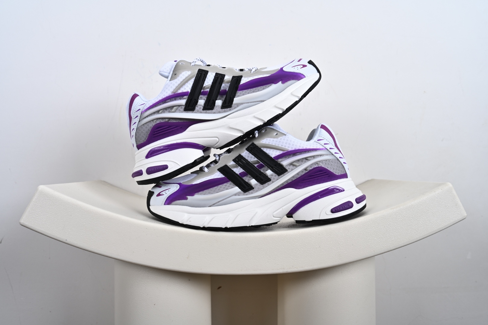 Adidas Originals Adistar Jellyfish JP9269 阿迪复古舒适防滑减震运动鞋