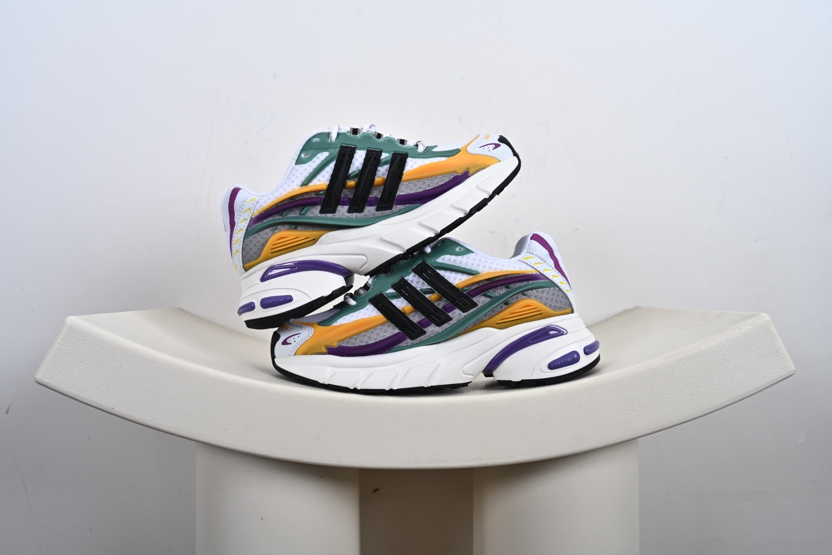 Adidas Originals Adistar Jellyfish JP9269 阿迪复古舒适防滑减震运动鞋