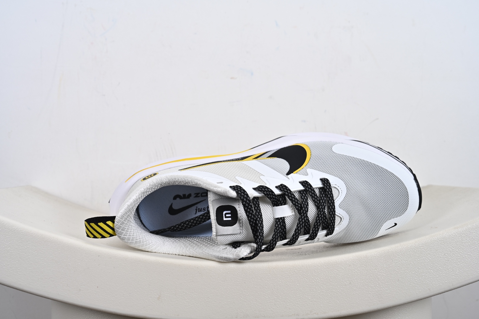 Nike ZOOM Plus LV联名 飞马跑步鞋 CK4318-159