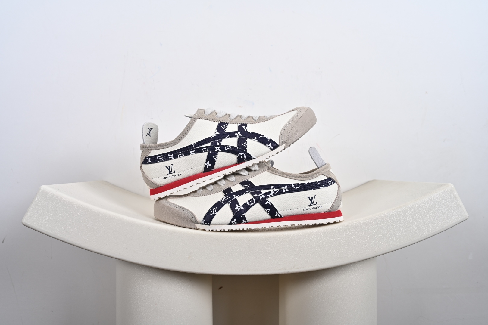 220 Onitsuka Tiger鬼塚虎 MEXICO 66 ‘DIY’定制球鞋系列 防滑耐磨透气轻便 低帮休闲鞋 DL408-136