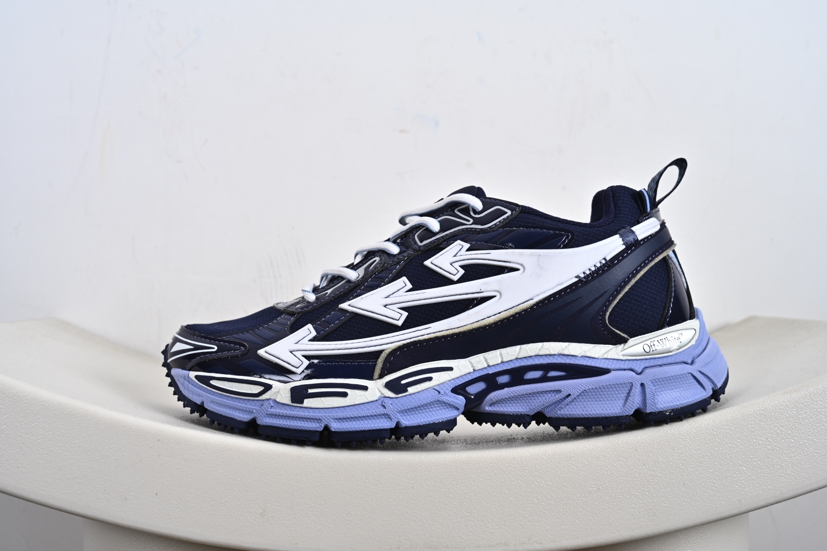 Off-White Be Right Back Sneaker BRB系列低帮三箭头增高老爹风登山厚底增高休闲运动鞋“奶白黑三箭头”OMIA295C99FAB0000032