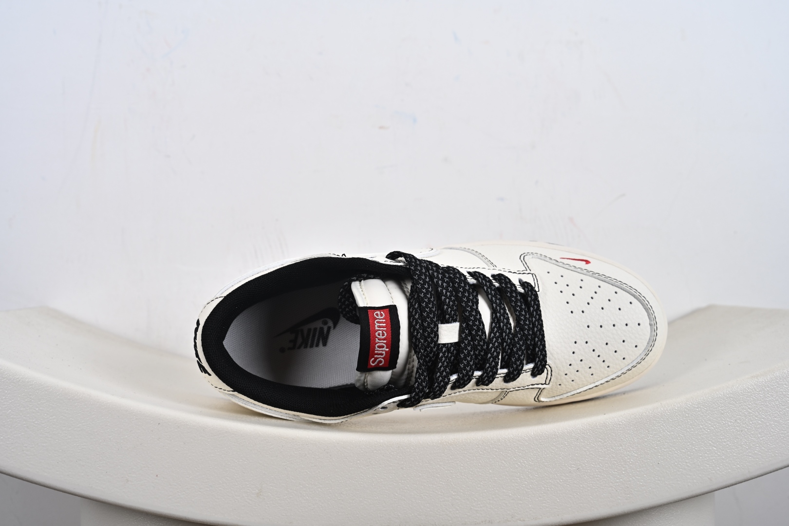 Nike SB Dunk Low Supreme联名 HH7518-098
