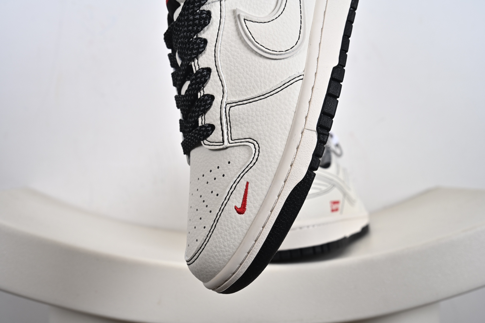 Nike SB Dunk Low Supreme联名 HH7518-098