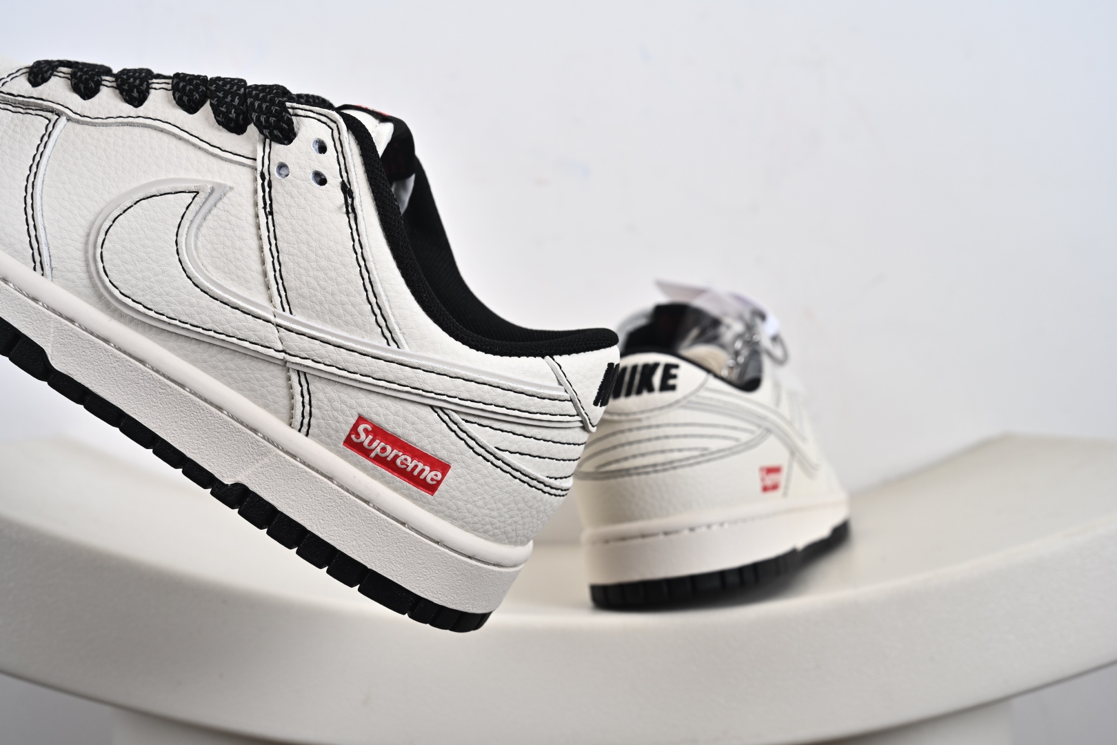 Nike SB Dunk Low Supreme联名 HH7518-098