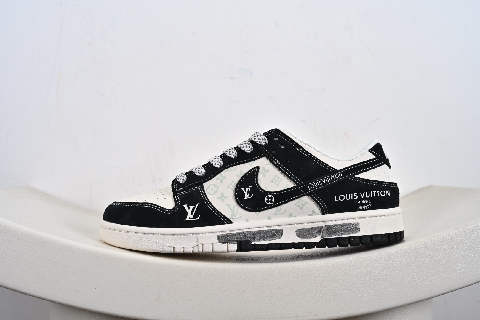定制版 Dunk SB Low SB 低帮 黑白色 CX5050-Y03