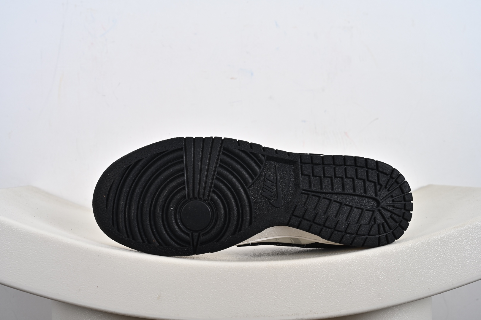 定制版 NK Dunk Low“DANCE—黑白拼接色” 低帮休闲板鞋 XD6188-051