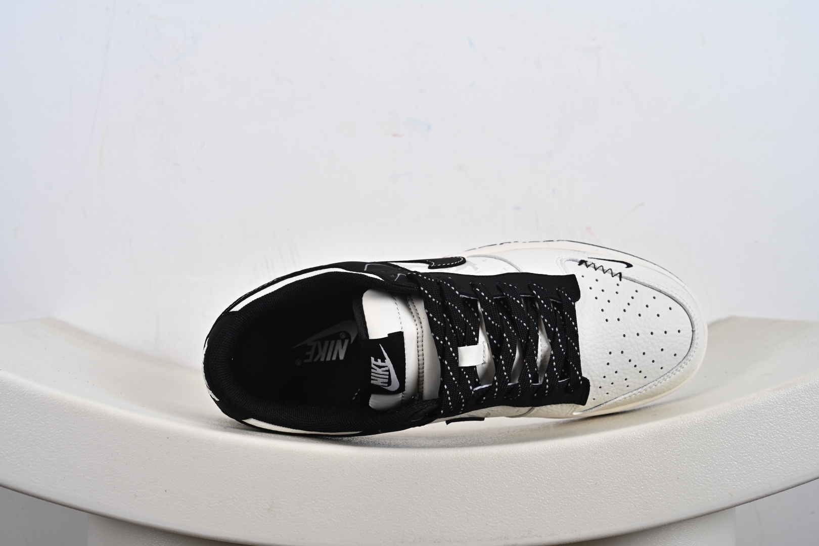 定制版 NK Dunk Low“DANCE—黑白拼接色” 低帮休闲板鞋 XD6188-051