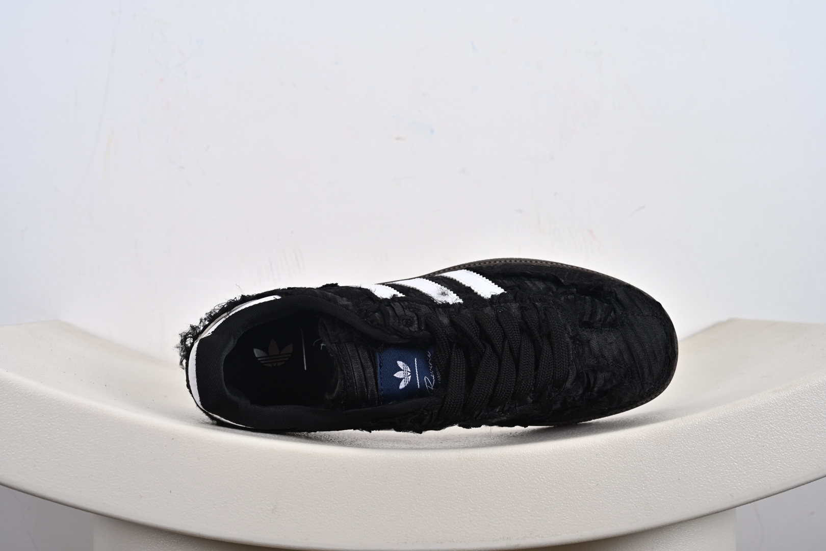 阿迪达斯三叶草Adidas Originals Samba OG 桑巴舞系列绅士德训足球风百搭低帮休闲运动板鞋 JQ4747