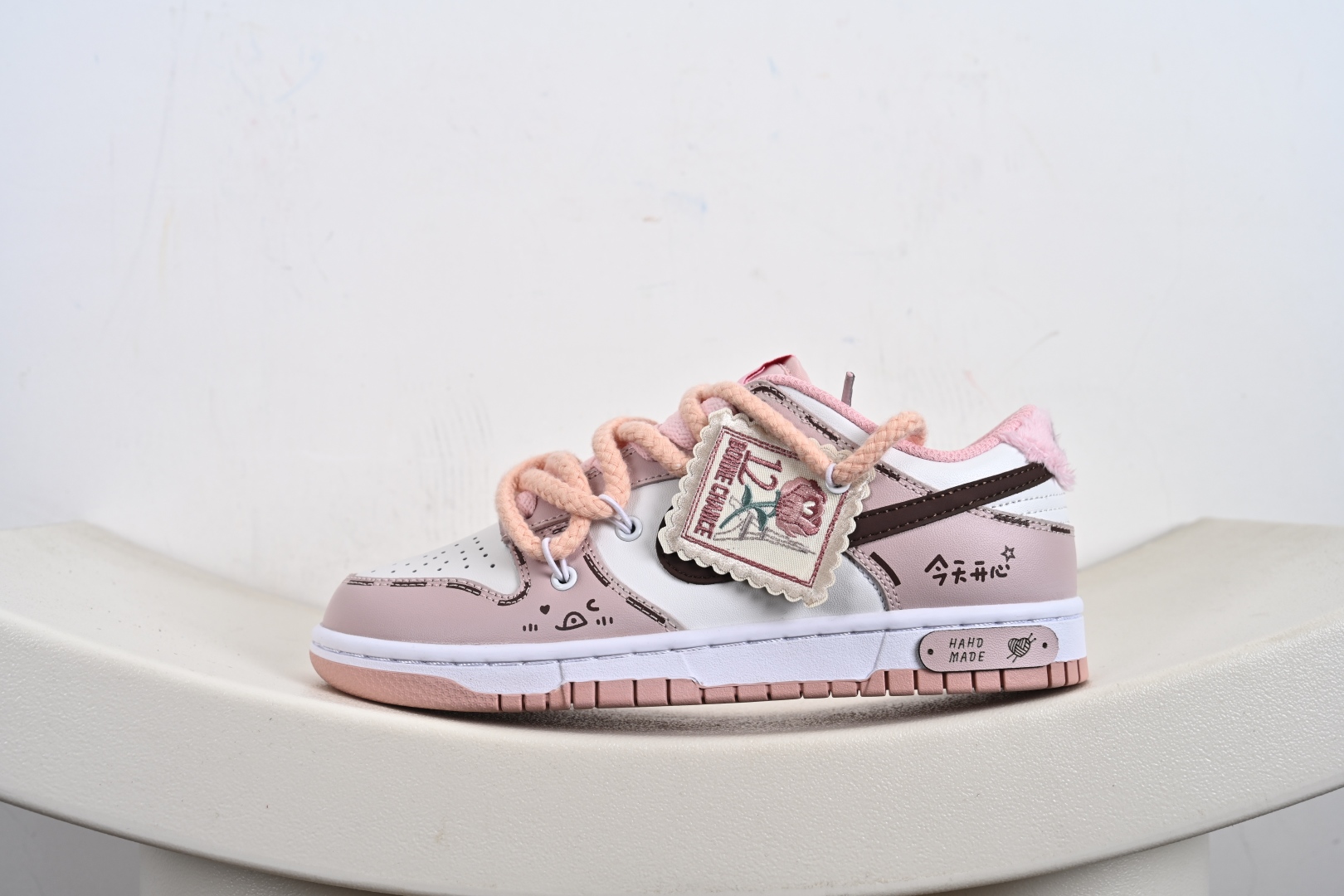 Nike SB Dunk Low 白粉 绑带 低帮休闲板鞋 DO6485-600