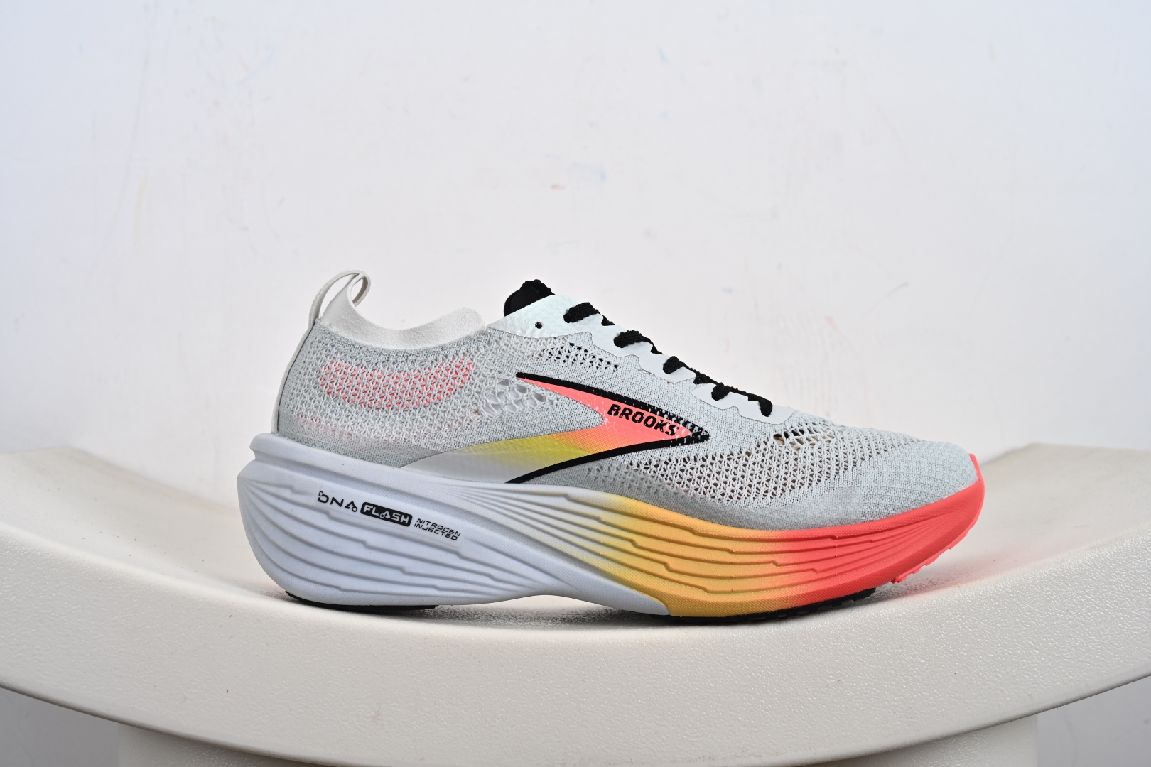 Brooks Hyperion Elite 4 PB 布鲁克斯龙卷风4 休闲透气缓震运动鞋 1000461D-488