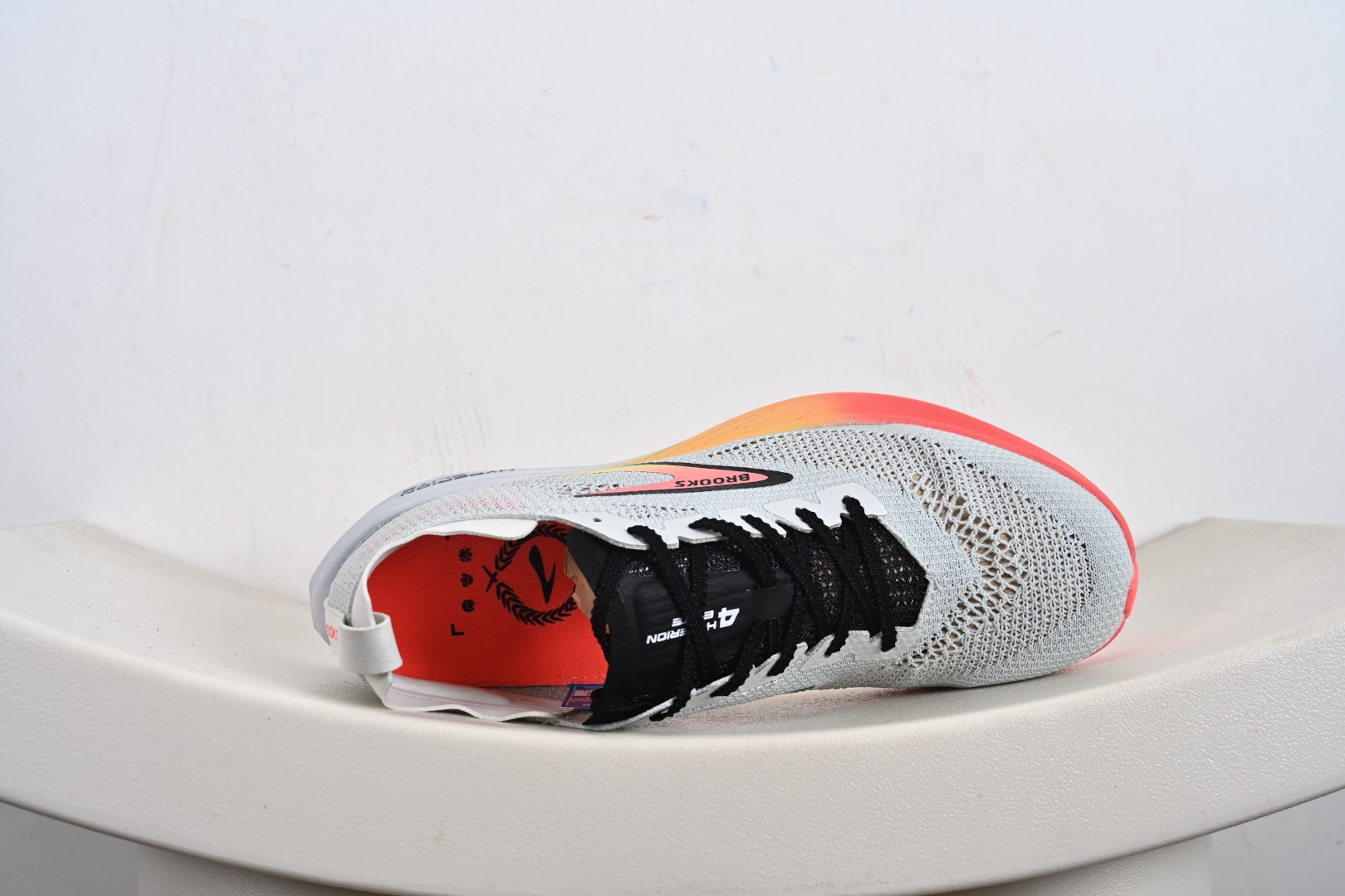 Brooks Hyperion Elite 4 PB 布鲁克斯龙卷风4 休闲透气缓震运动鞋 1000461D-488