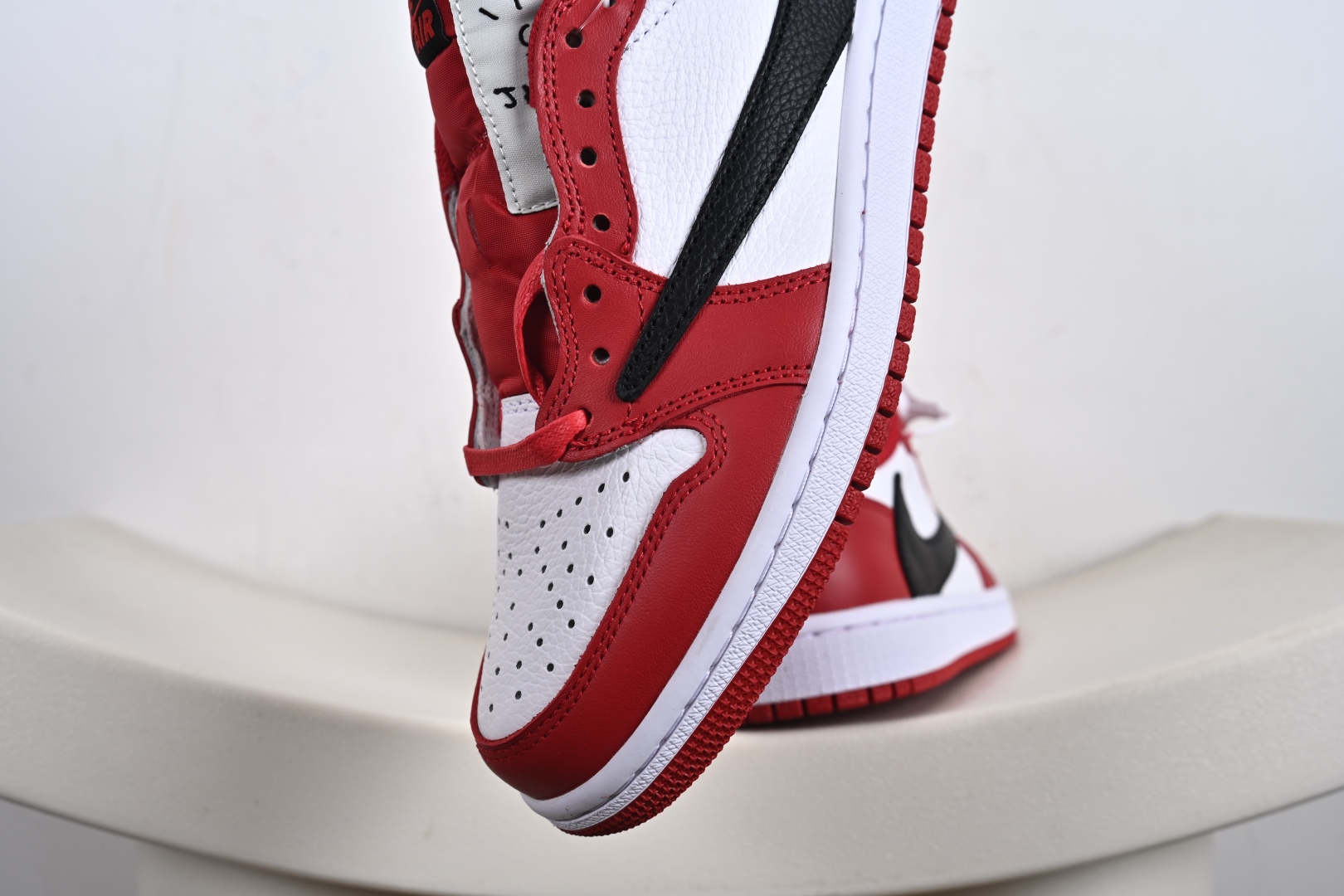 纯原F版 Travis Scott x Air Jordan AJ1 Low OG SP TS联名倒钩低帮 白红倒钩定制款 DM7866-101