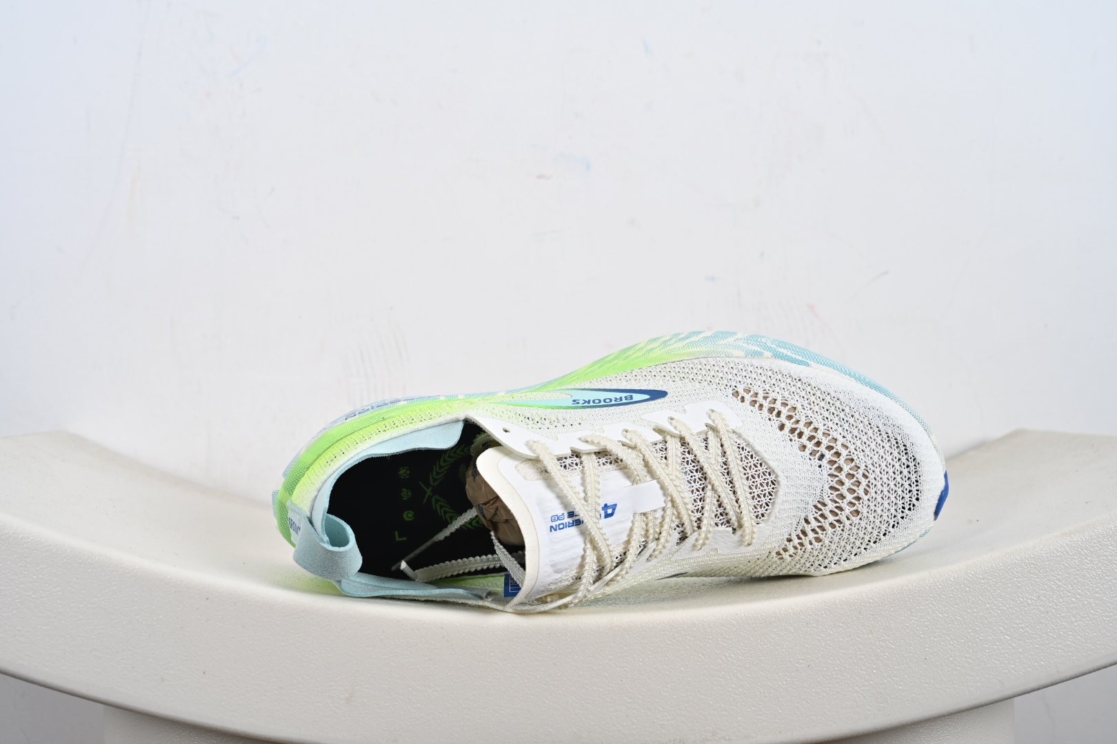 200 Brooks Hyperion Elite 4 PB 布鲁克斯龙卷风4 休闲透气缓震运动鞋 1000461D 488