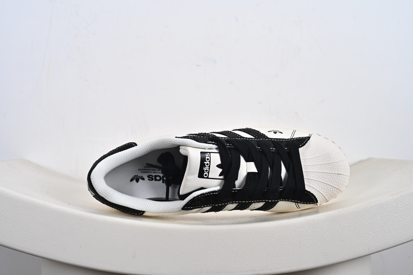 Adidas Originals Superstar 联名款贝壳头 JY8922