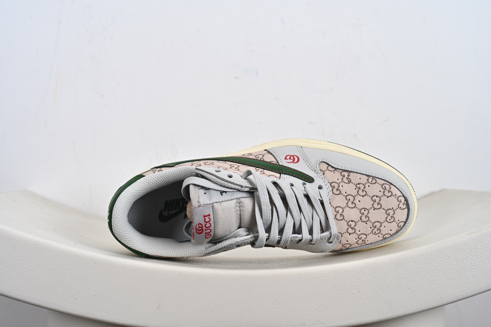 Fragment x Travis Scott x Gucci Air Jordan 1 Low 三方联名倒钩 DZ5899-001