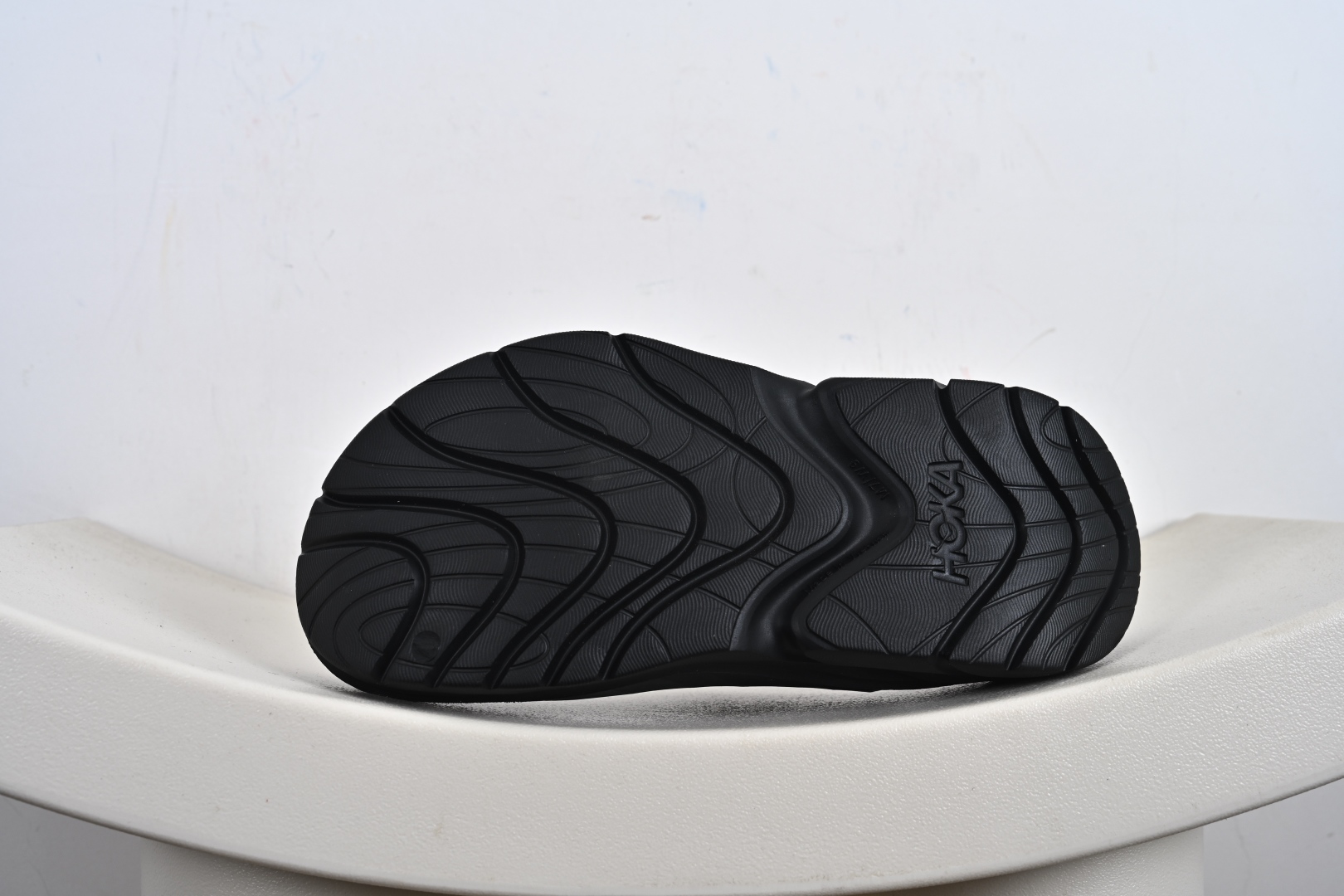 110 美国新兴跑鞋品牌Hoka One One Ora Recovery Slide 奥拉系列舒适泡棉厚底增高水路两用休闲户外露营洞洞鞋凉拖鞋
