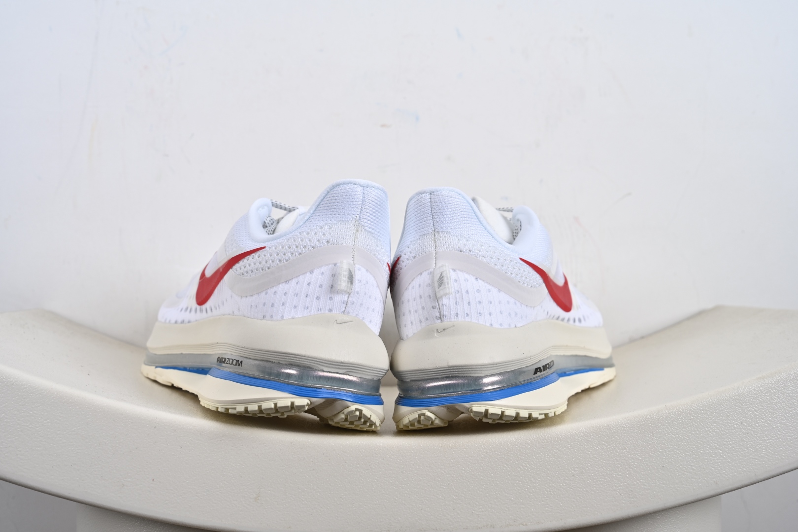 NIKE PEGASUS PREMIUM耐克飞马公路跑步鞋 HQ2592-003
