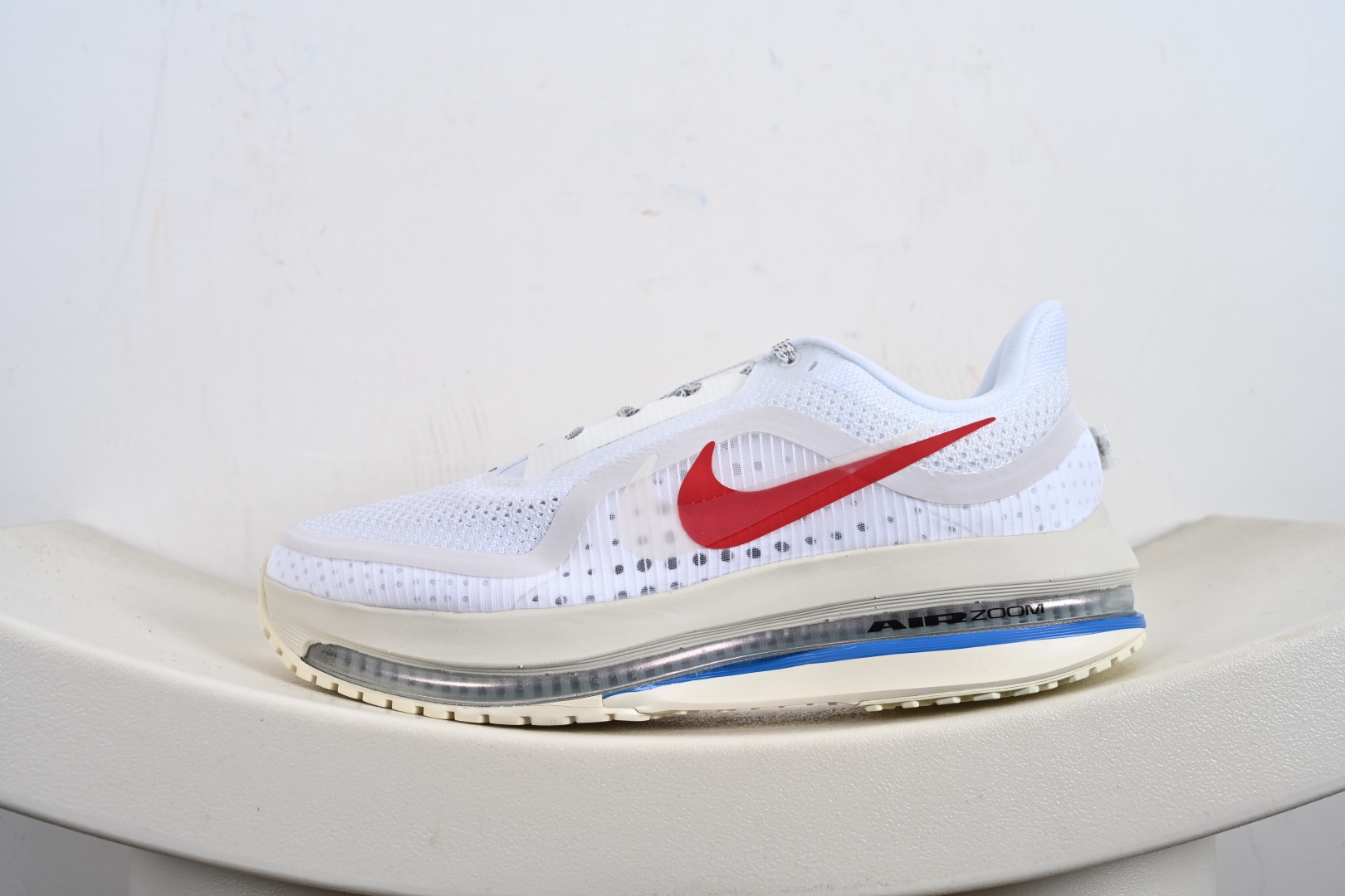 NIKE PEGASUS PREMIUM耐克飞马公路跑步鞋 HQ2592-003
