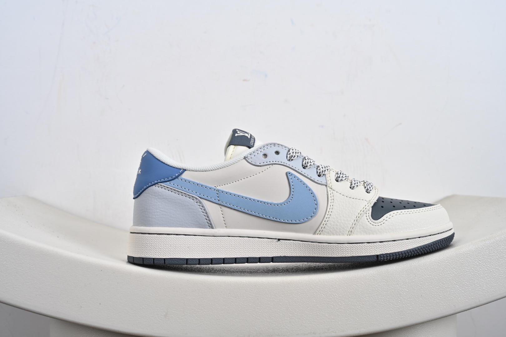 Fragment x Travis Scott x LV Air Jordan 1 Low 三方联名倒钩 HS8068-058