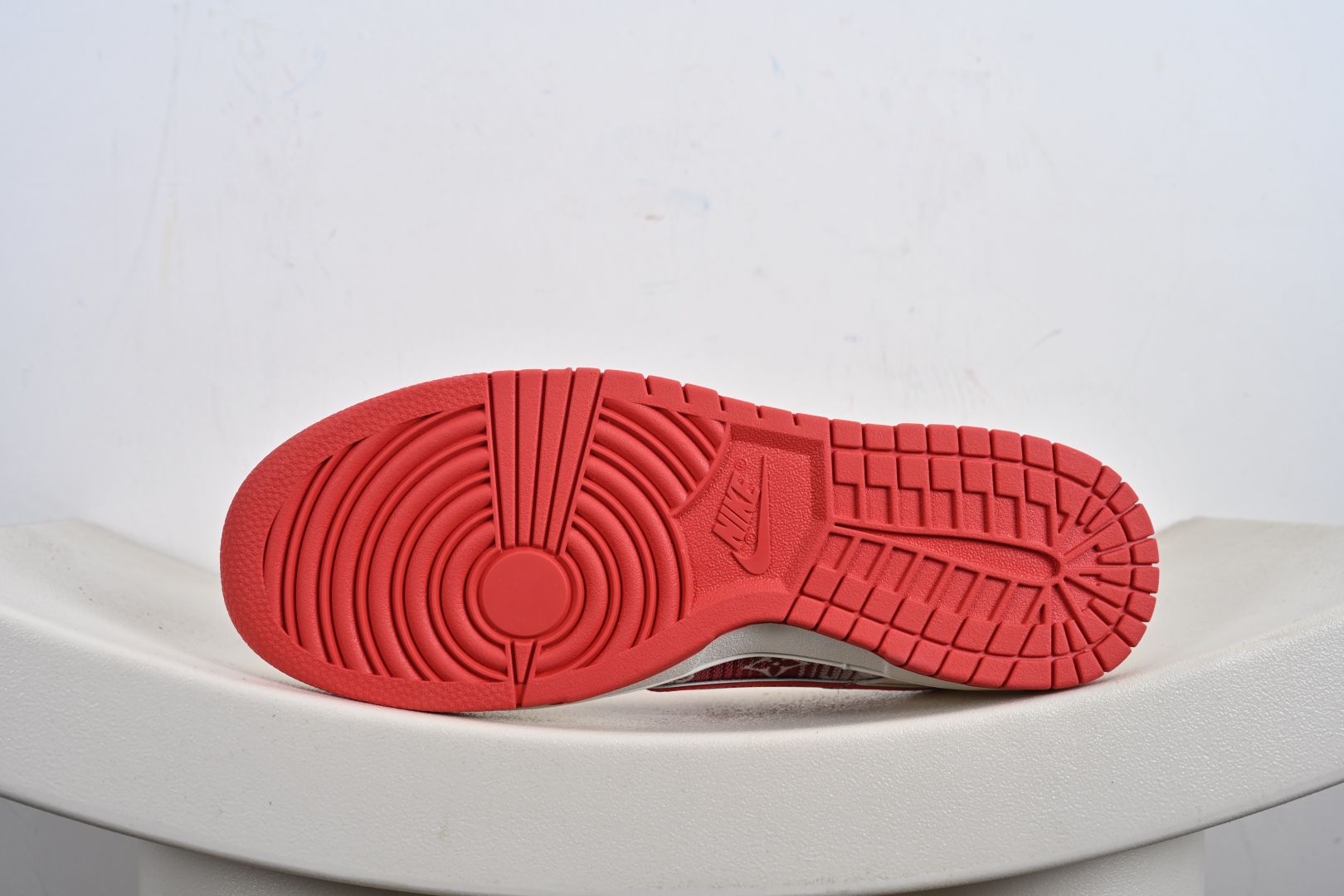 Nike SB Dunk Low LV联名 DS6608-003
