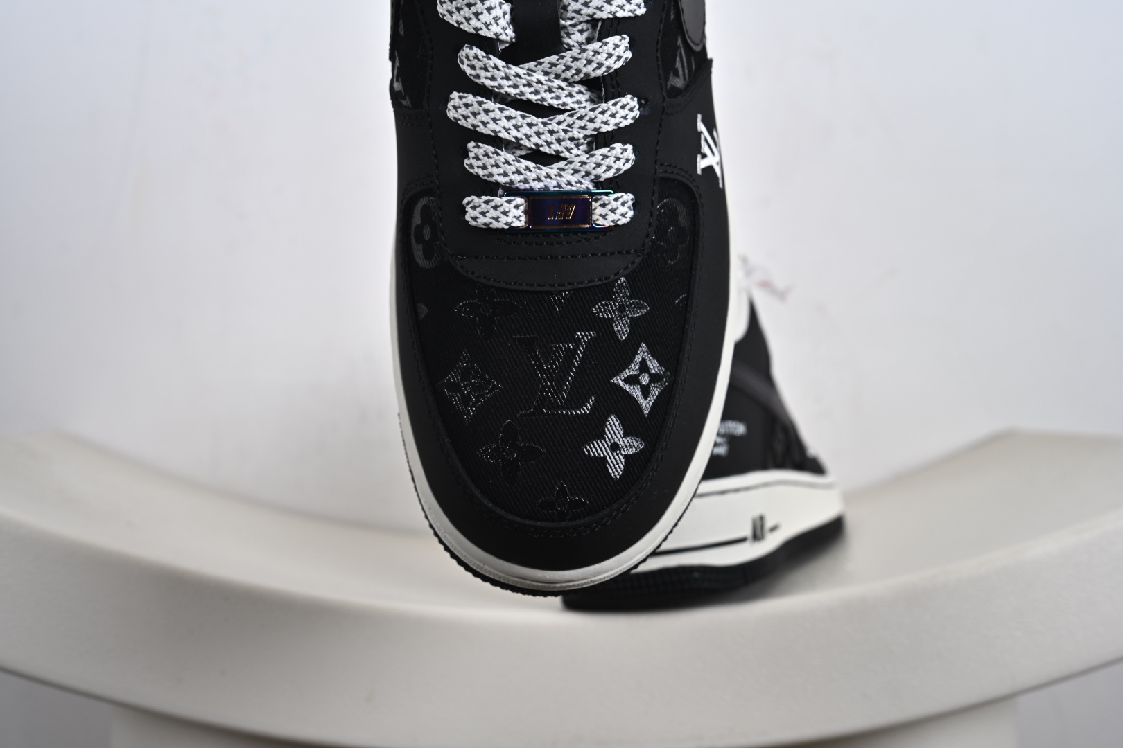 NIke Air Force 1 '07 Low 空军一号低帮 运动鞋 休闲鞋 SC0601-573