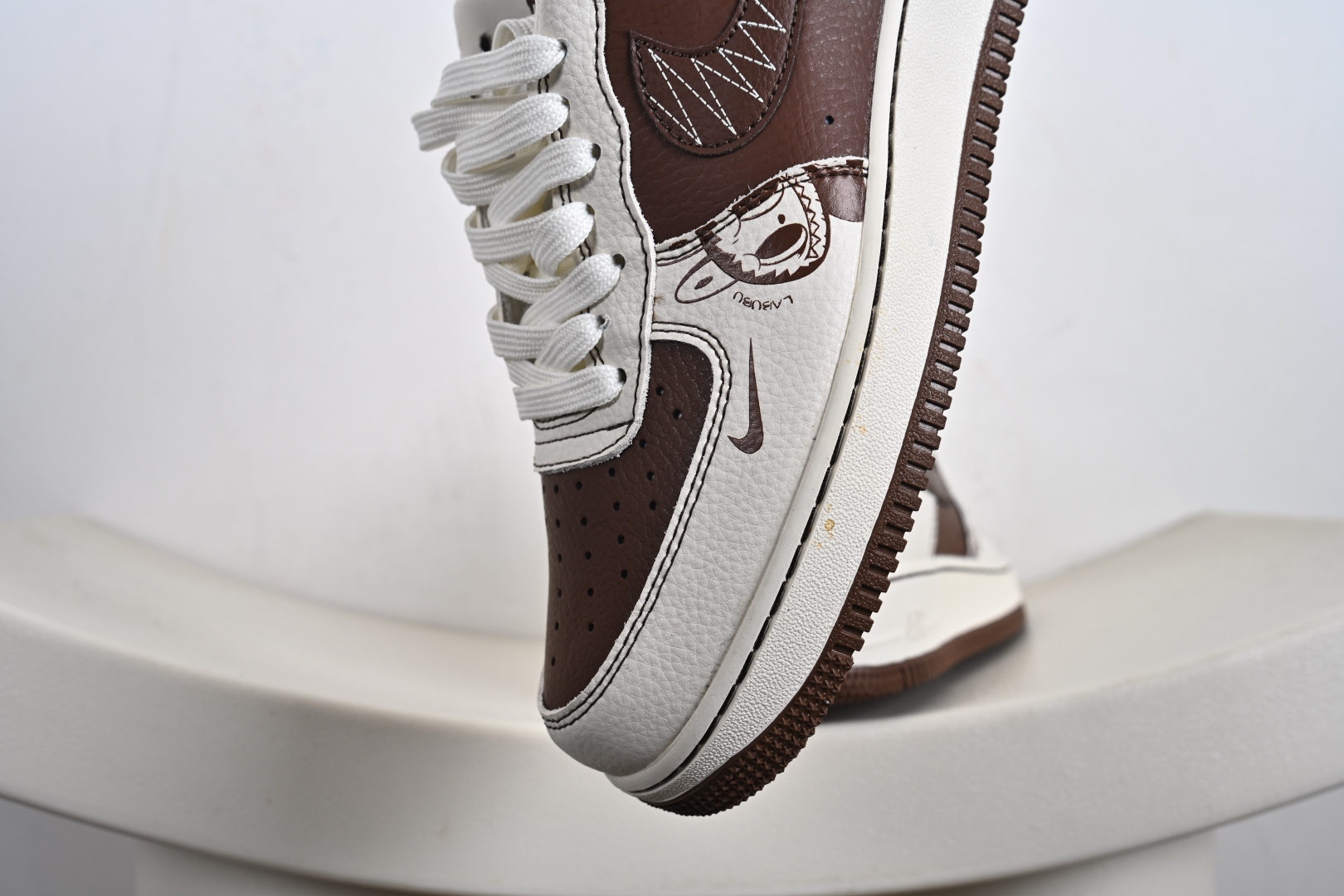 NIke Air Force 1 '07 Low 空军一号低帮 运动鞋 休闲鞋 XL1979-105