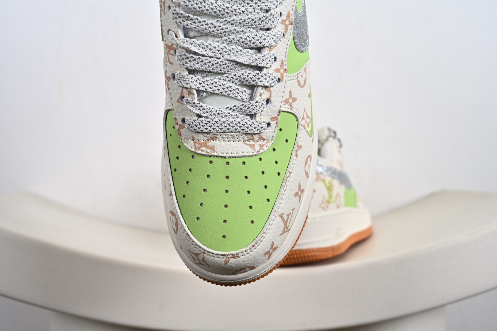 定制版 Nike Air Force 1'07 Low LV联名 苹果绿银勾 空军一号低帮休闲板鞋 DF0188-079