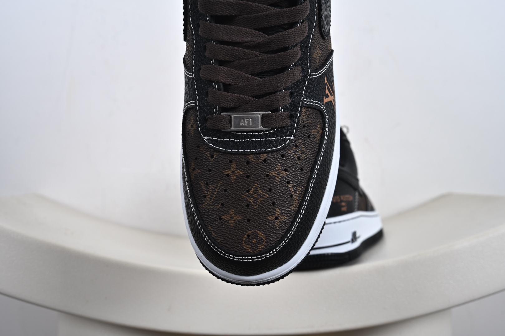 NIke Air Force 1 '07 Low 空军一号低帮 运动鞋 休闲鞋 CZ3986-002