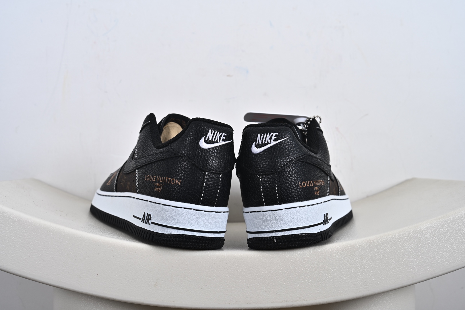 NIke Air Force 1 '07 Low 空军一号低帮 运动鞋 休闲鞋 CZ3986-002