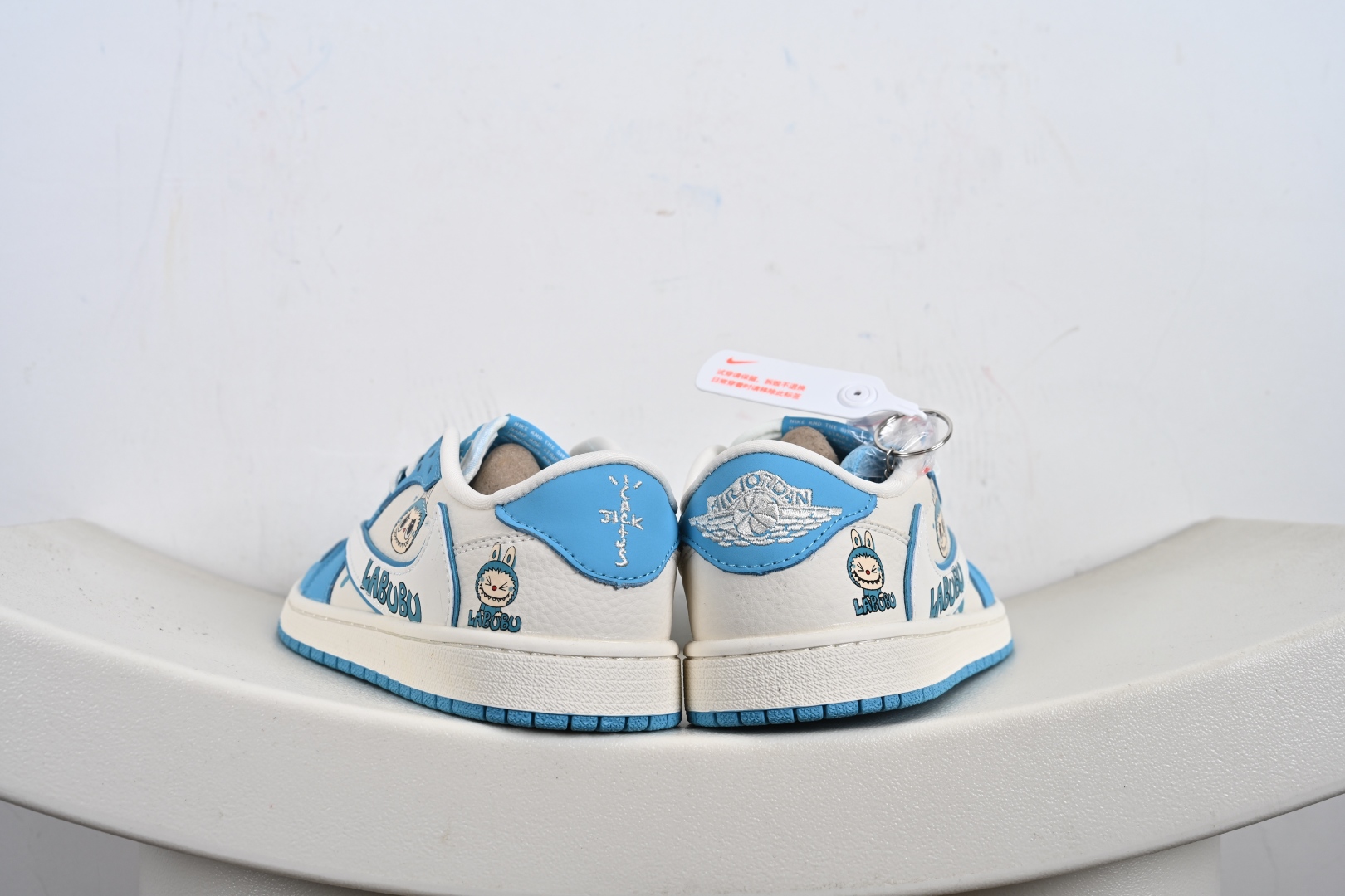 NIKE Dunk Low 联名款 XB1979-021