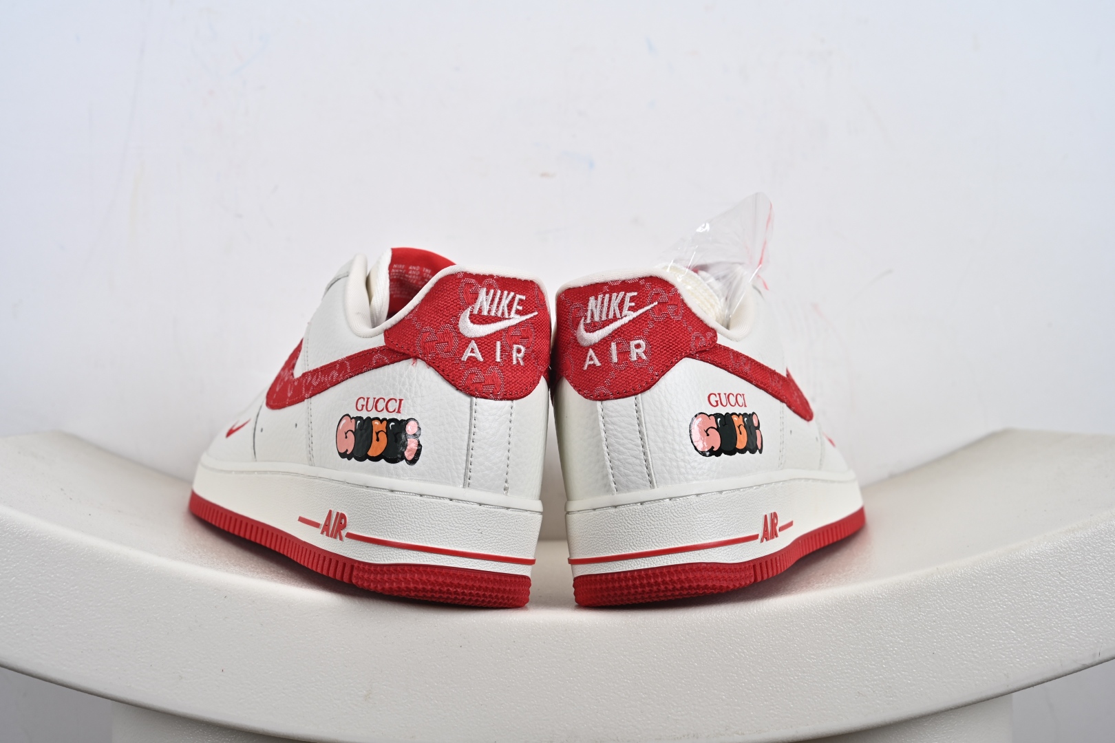 240 Nike Air Force 1‘07 Low GUCCi联名 白红小勾 空军一号低帮休闲板鞋 SC0601-570