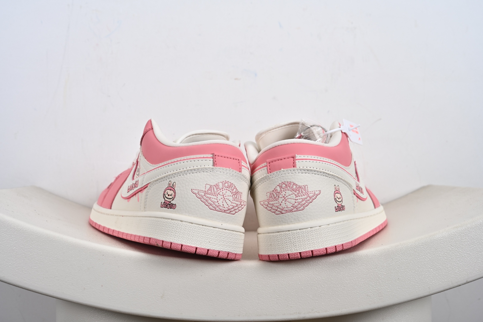 260 Labubu x Air Jordan 1 Low 玫粉拉布布 QR2025-007