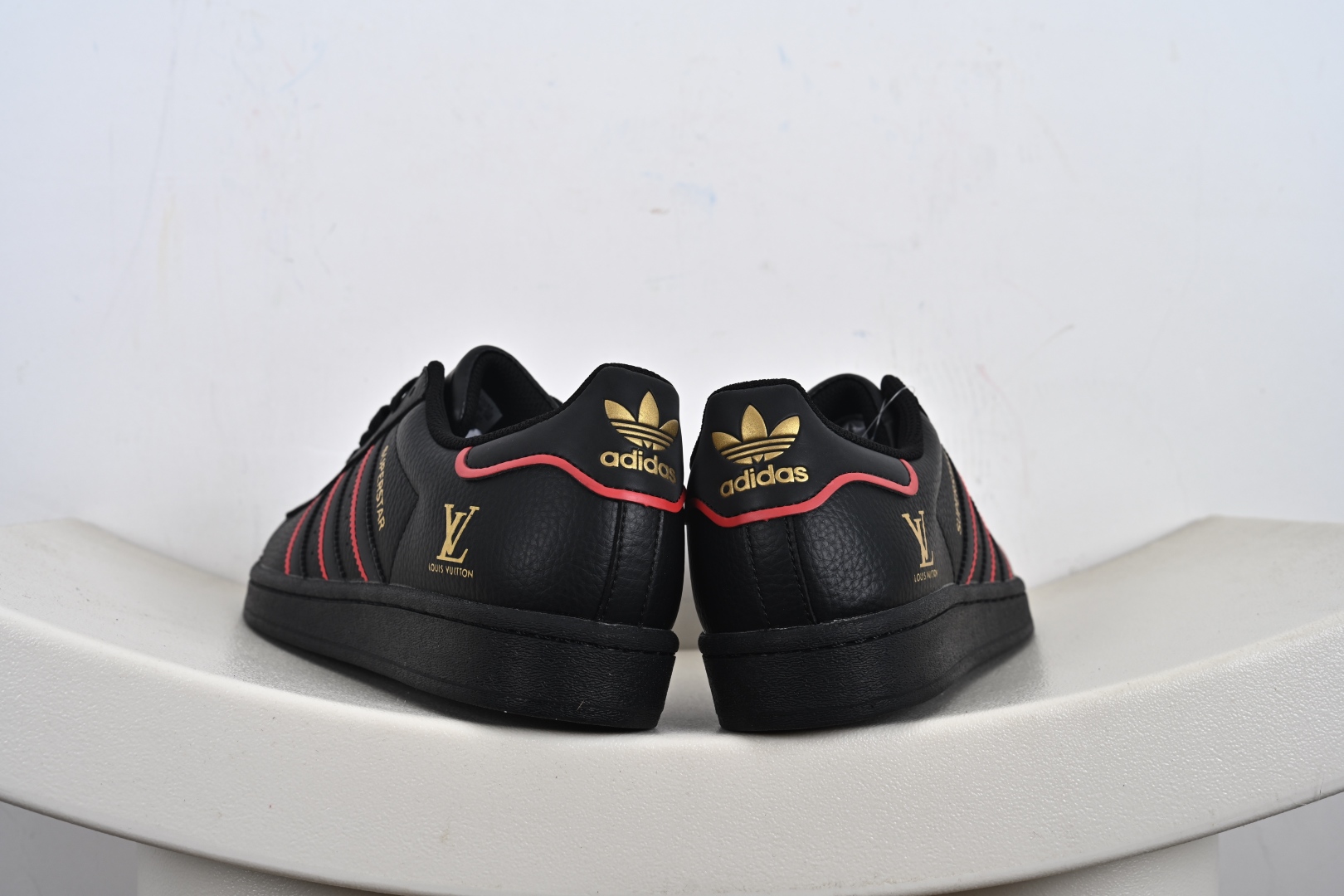 220 Adidas Originals Superstar 联名款贝壳头 JY8908