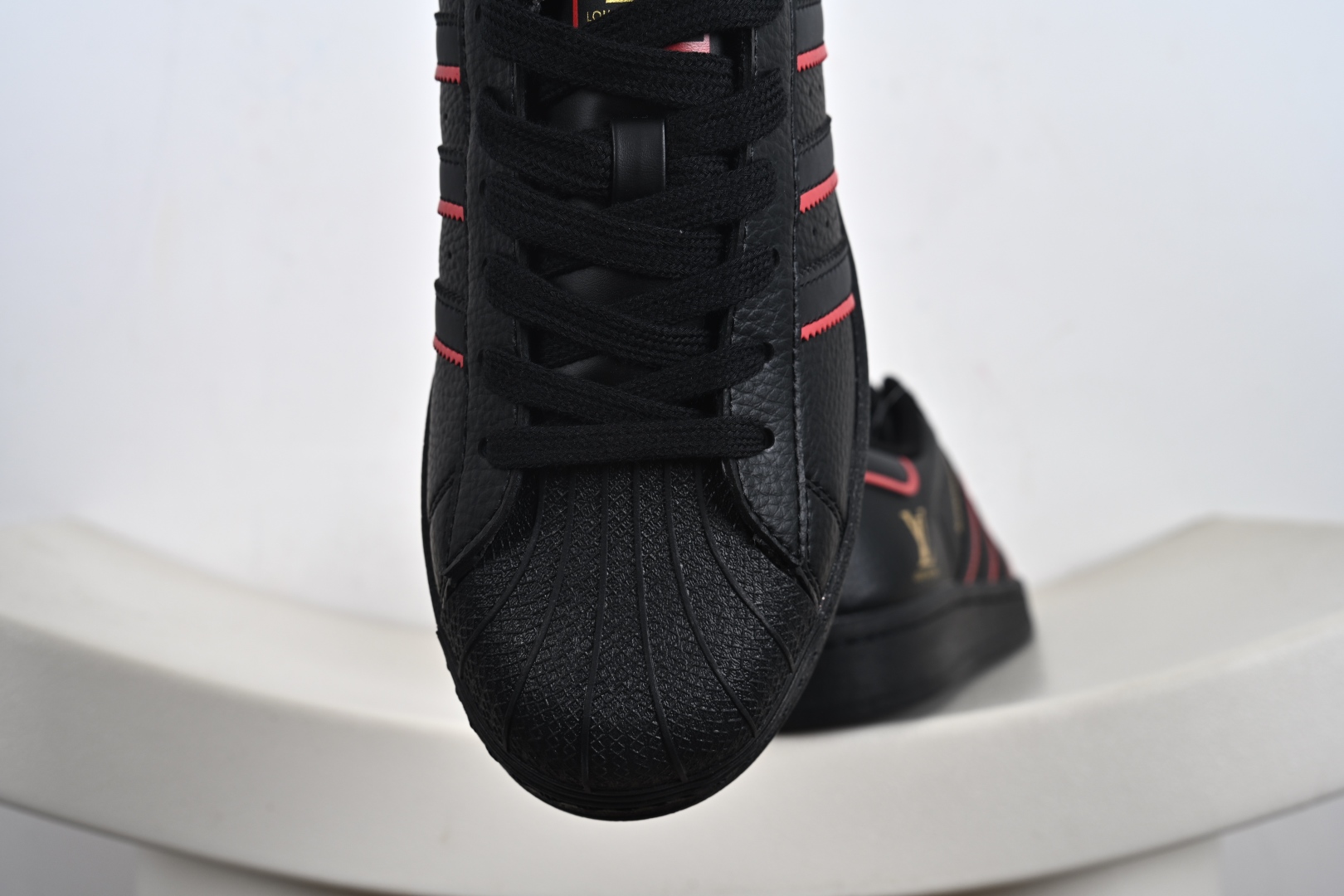 220 Adidas Originals Superstar 联名款贝壳头 JY8908