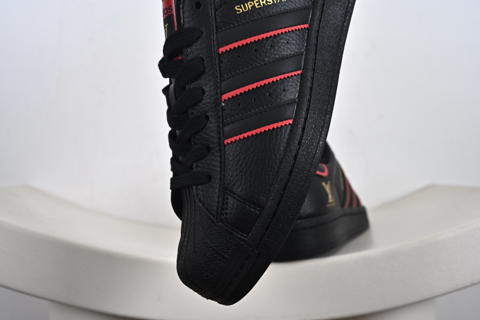 220 Adidas Originals Superstar 联名款贝壳头 JY8908