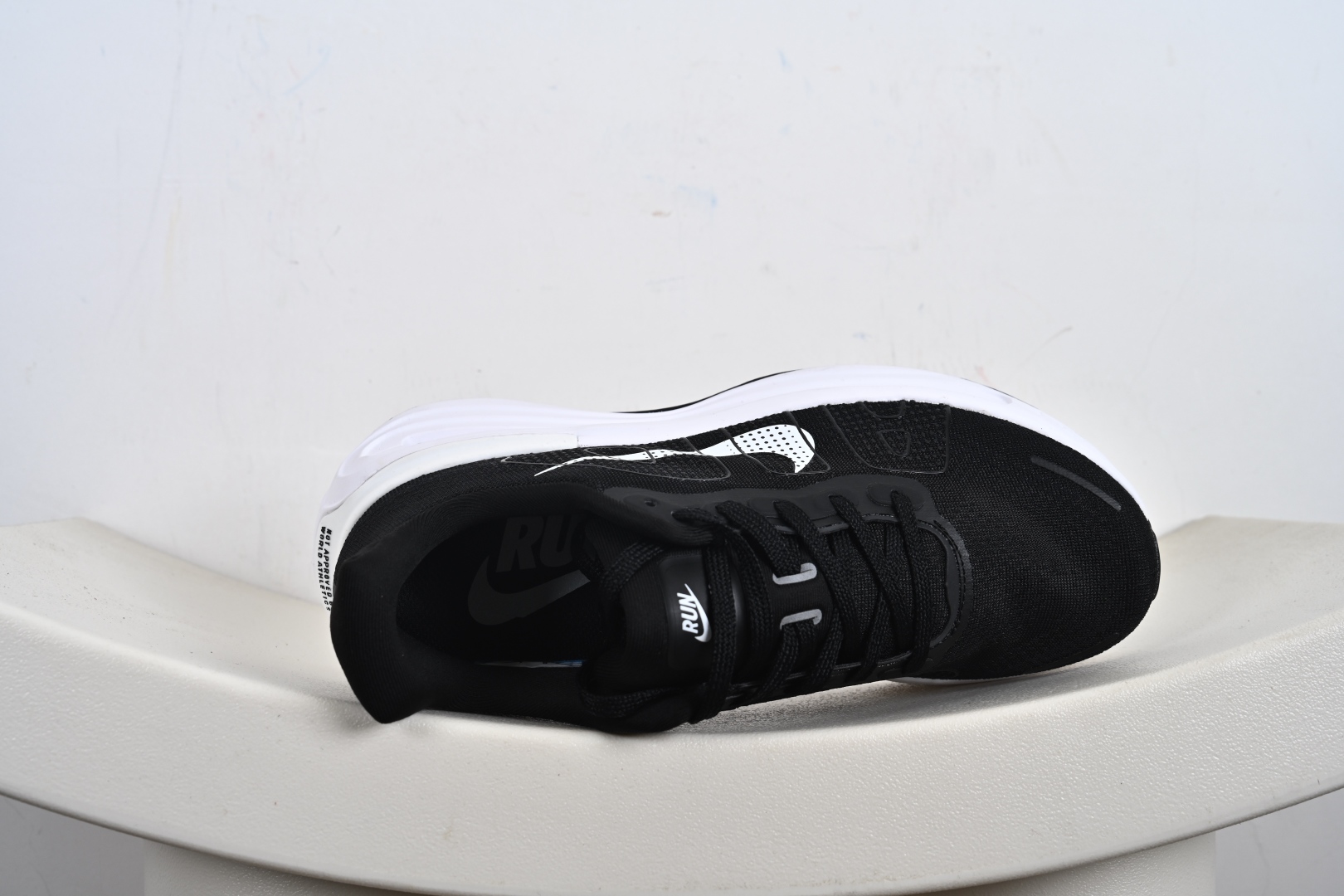 200 Nike Air Zoom Pegasus Premium 耐克网面全掌气垫缓震跑鞋 HQ2050-303 HQ2050-302