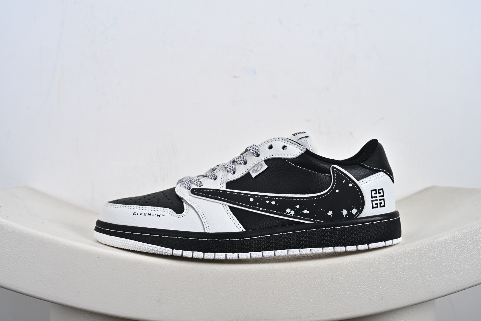 260 Nike Air Jordan 1 Low 定制配色 纪梵希联名 定制AJ联名-高端定制 低帮复古文化板鞋 DZ5899-005