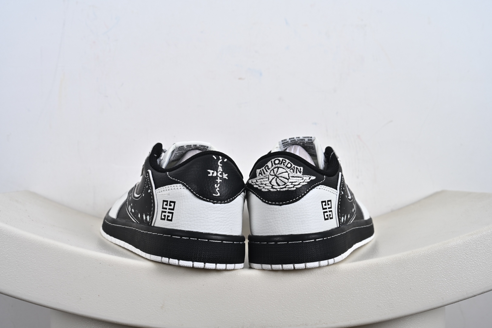 260 Nike Air Jordan 1 Low 定制配色 纪梵希联名 定制AJ联名-高端定制 低帮复古文化板鞋 DZ5899-005