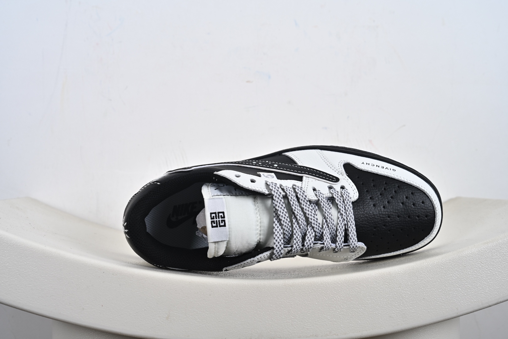260 Nike Air Jordan 1 Low 定制配色 纪梵希联名 定制AJ联名-高端定制 低帮复古文化板鞋 DZ5899-005